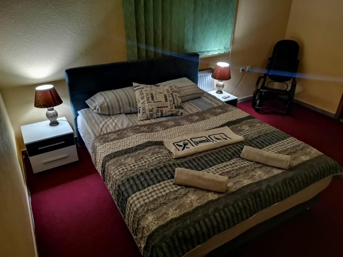 Apartman Nik-Rom Bosanska Gradiska Kültér fotó